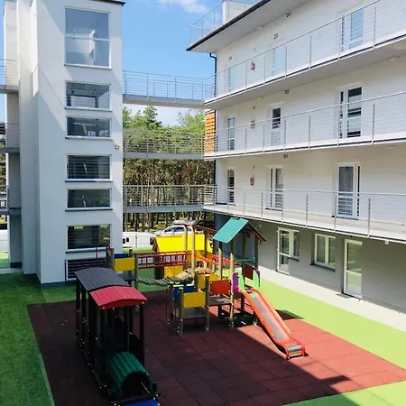 Piaskowe B21 Z Tarasem Na Dachu Rowy (Pomerania)